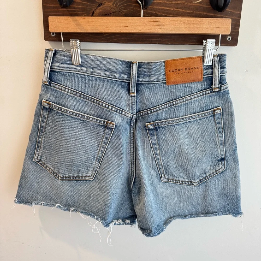 Lucky Brand Traveler Short Size‎ 28